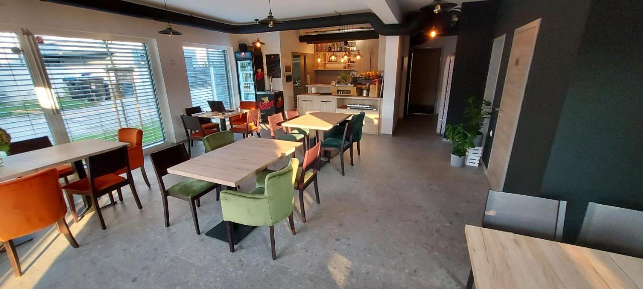 Bed & Breakfast Rezidenca Pipanova ลูบลิยานา ภายนอก รูปภาพ