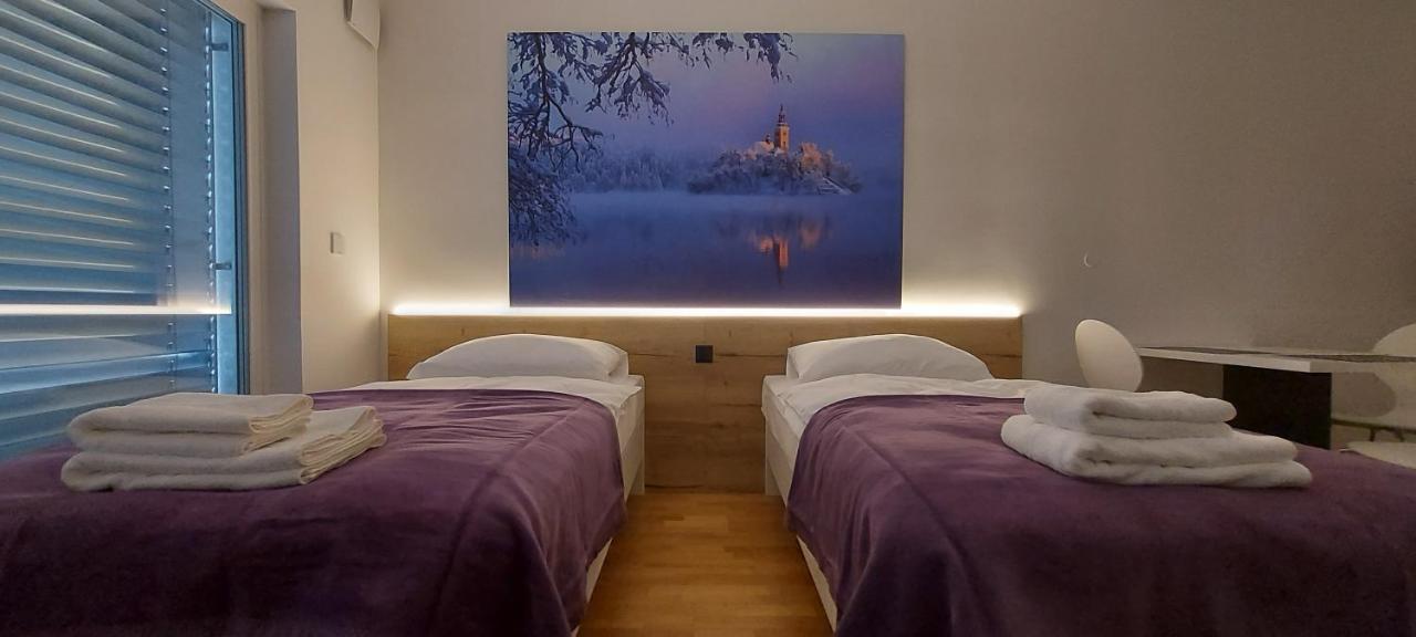 Bed & Breakfast Rezidenca Pipanova ลูบลิยานา ภายนอก รูปภาพ